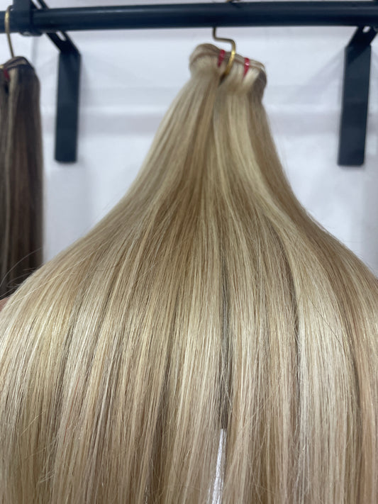 Tissage lisse blond highlight